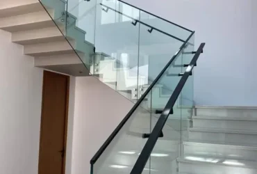 glasss-railing-dubai-high-quality